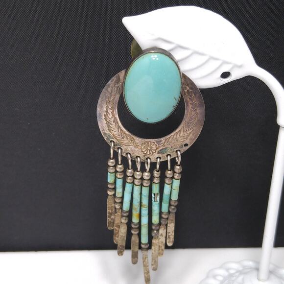 Vintage Q.T. Sterling Silver Earrings, Dangling Beads, 1980s Vintage Jewelry - Picture 3 of 10